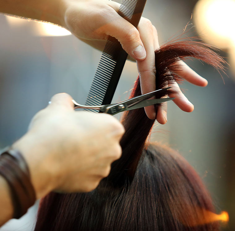 Detail-Cosmetologist